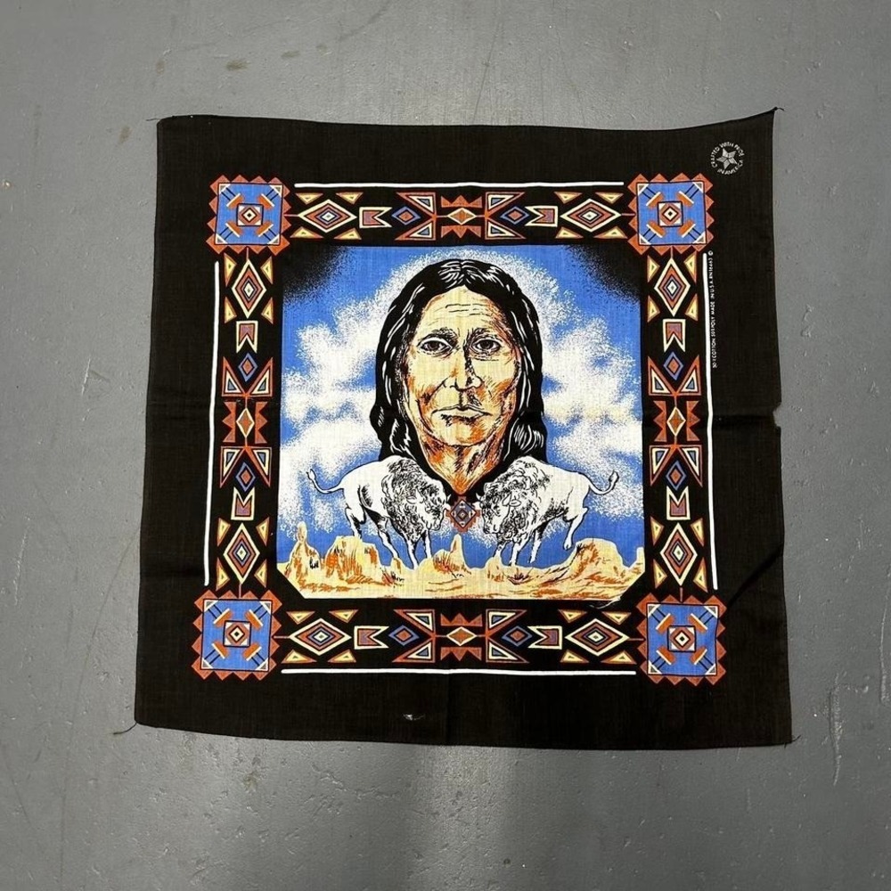 Vintage 80s/90s Native American buffalo Aztec print black biker bandana